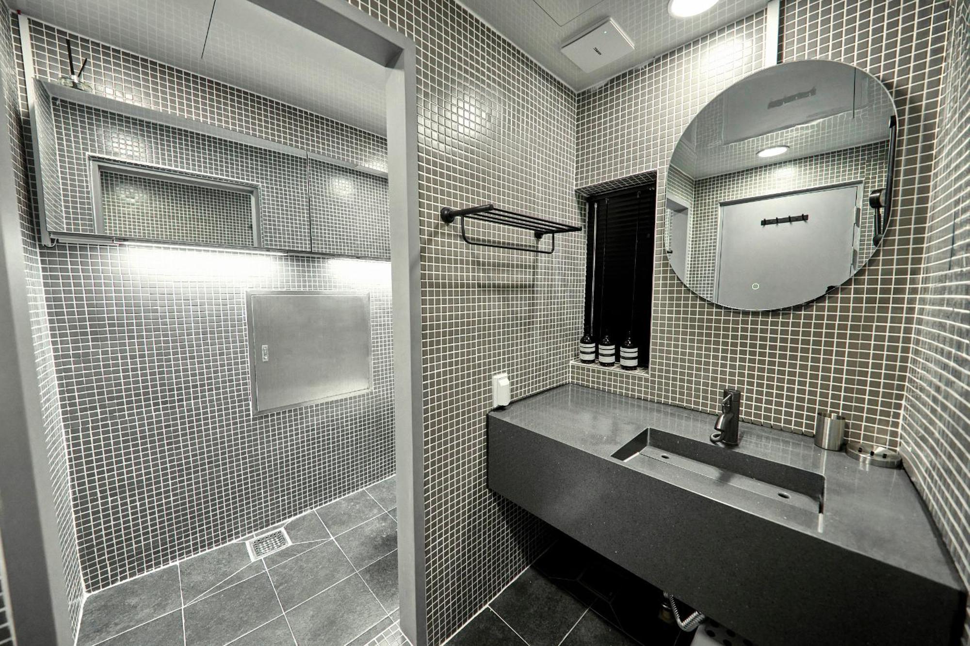 Yt Tailored Service Near Hongik Univ Station Holiday home *