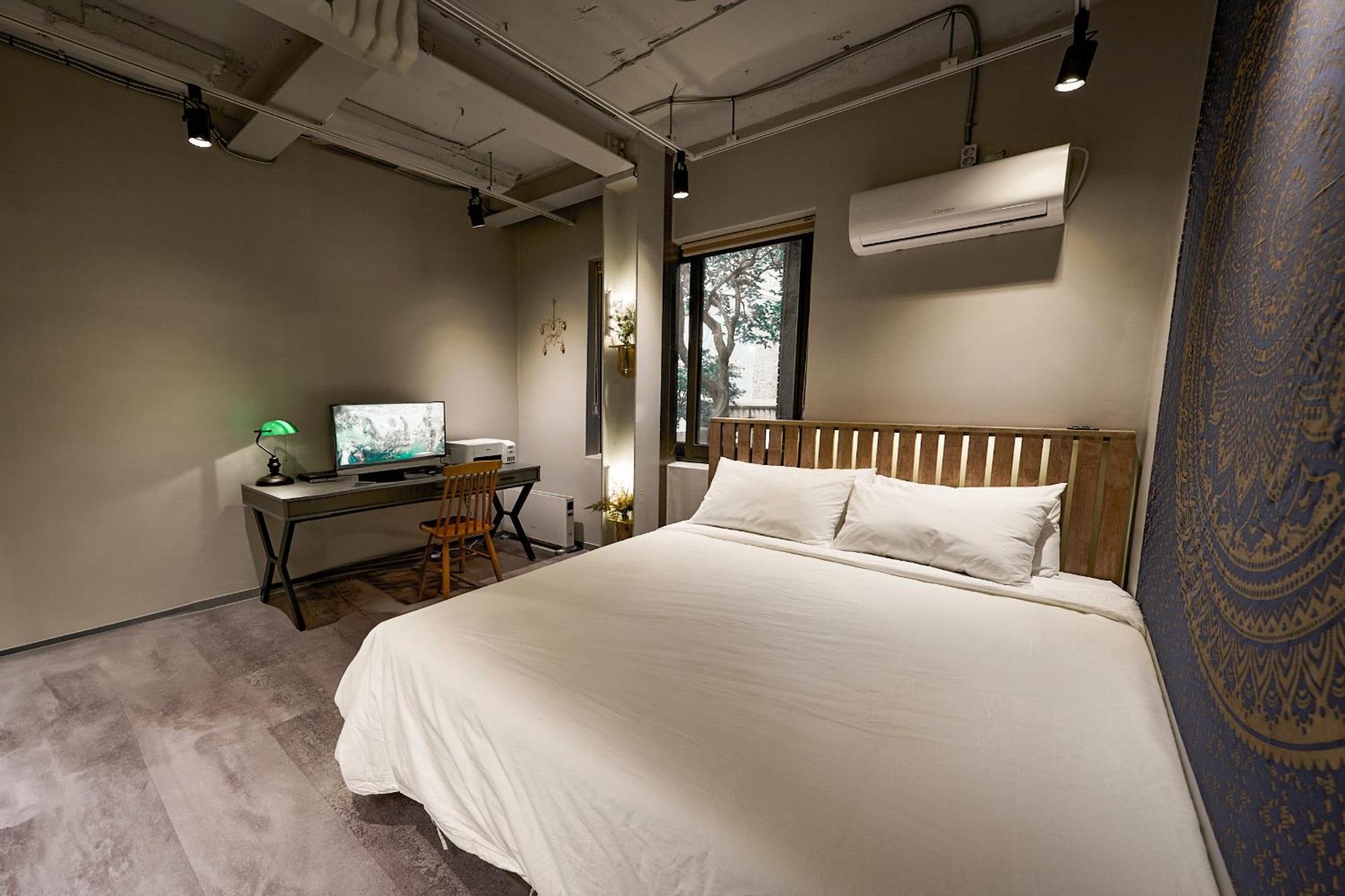 Yt Tailored Service Near Hongik Univ Station Holiday home Seoul